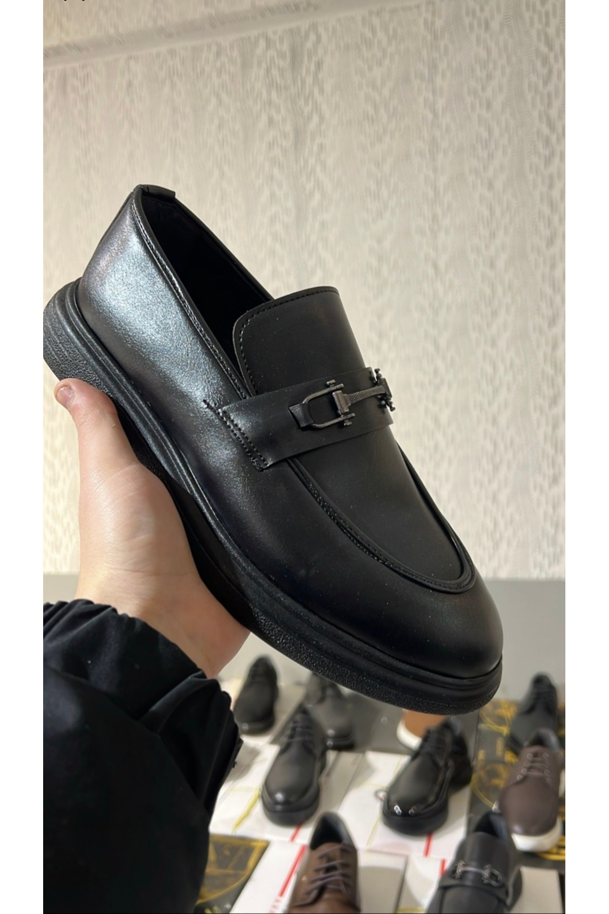 Şık Adam MZ Giyim siyah metal aksesuar detaylı erkek loafer ayakkabı modeli